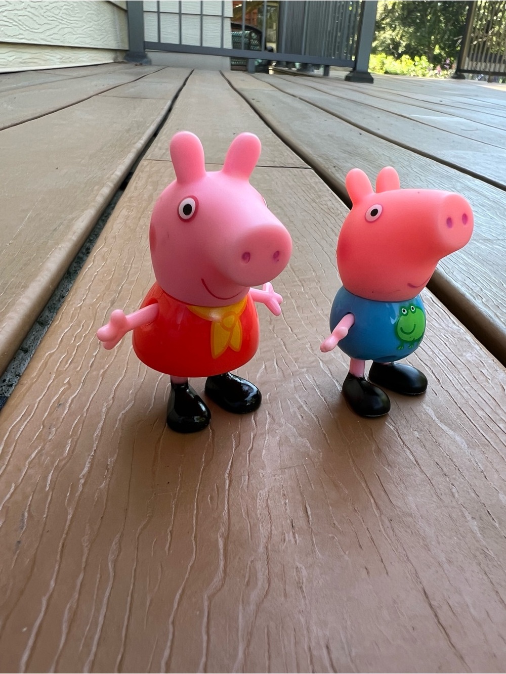 Peppa Pig Peppa & George Pig Plastic Figure Set Multicolor